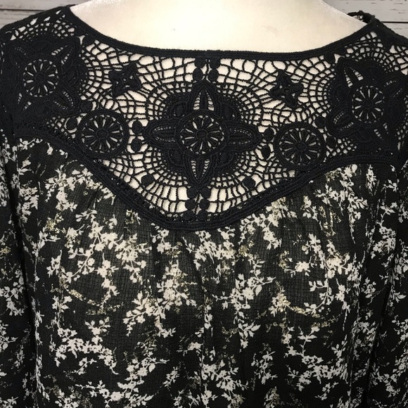 Xhilaratiin shimmer top - Picture 2 of 8